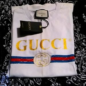 GUCCI LOGO TSHIRT AUTHENTIC BRAND NEW NEVER WORN